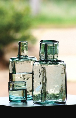 Kalalou bedside water - bedside,